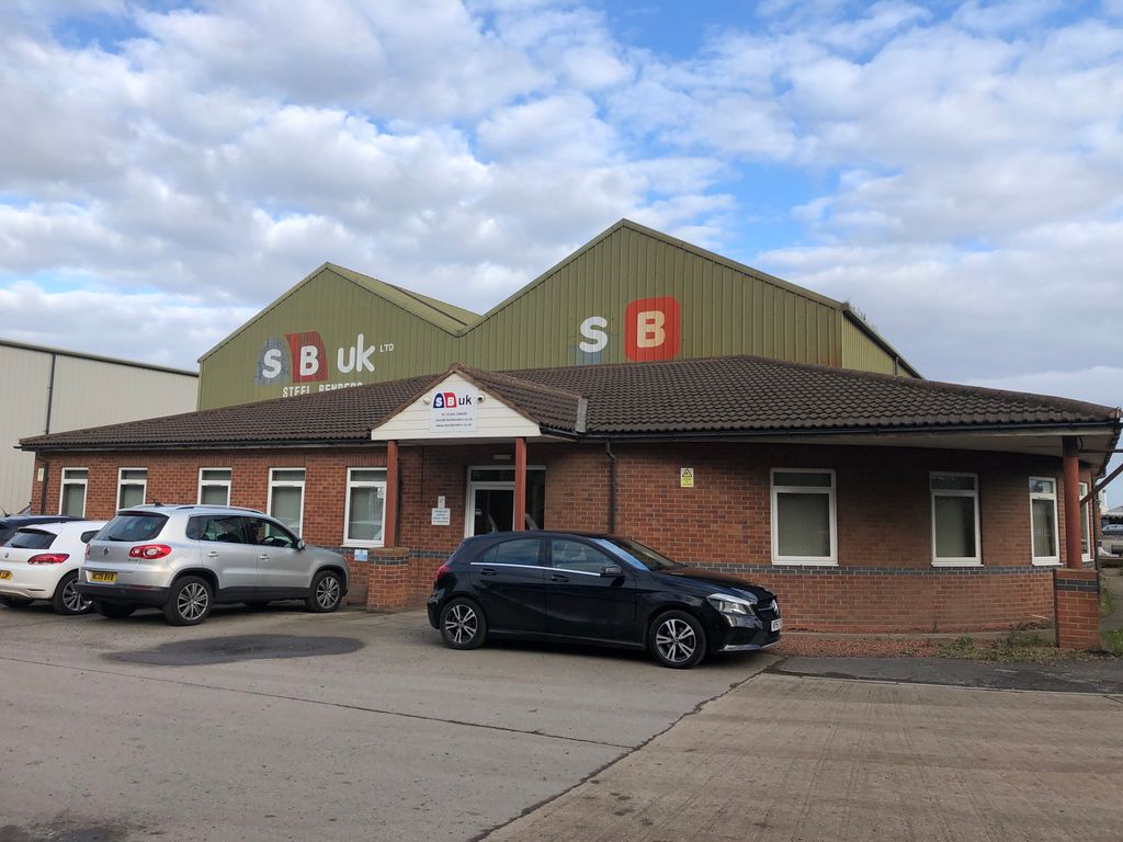 Property photo 1 of 8