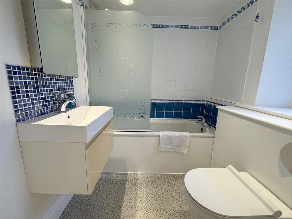 Additional image 15 of 4 bed property for salePerranporth TR6