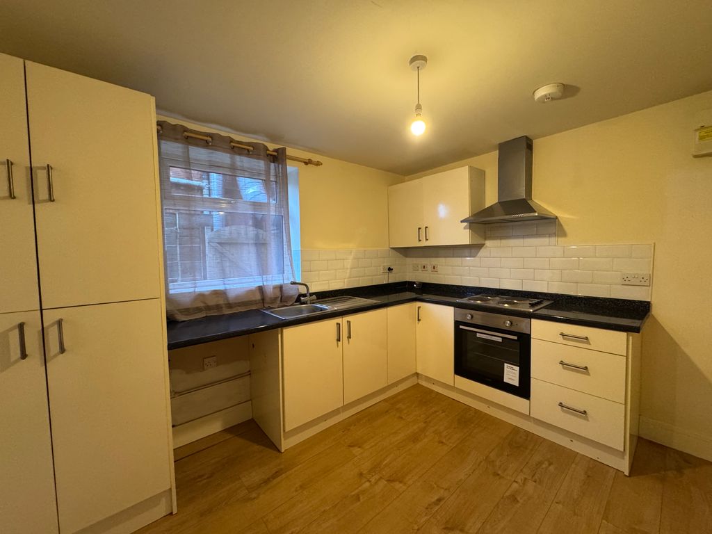 Property photo 2 of 7 Img_4606