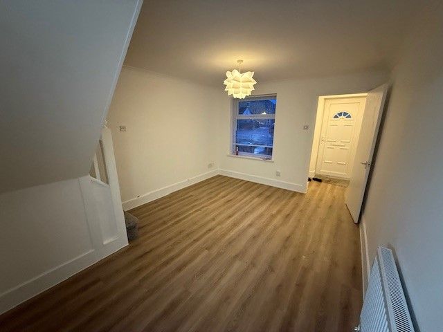 Property photo 2 of 10 Image