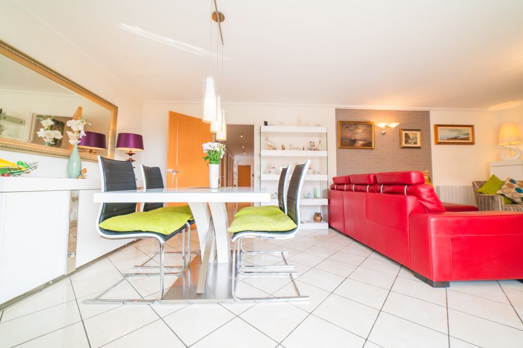 Additional image 10 of 2 bed flat for saleLynton Court, Cardiff Bay CF10