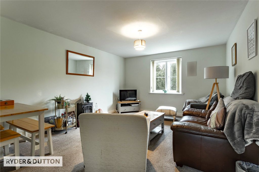 Property photo 2 of 15 Picture No. 03