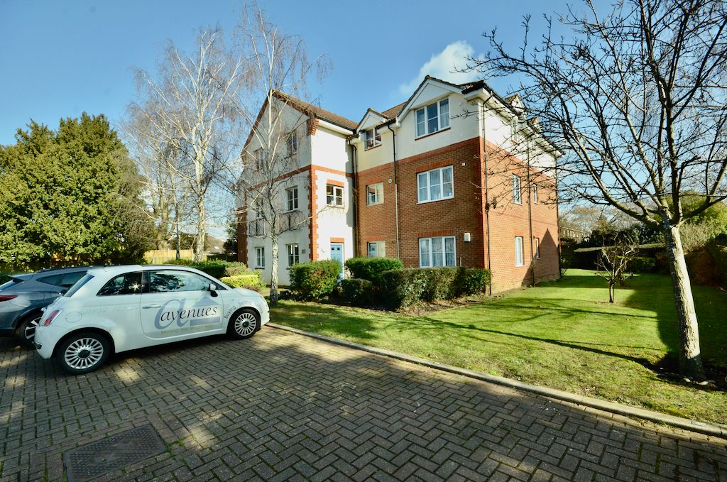 Property photo 1 of 12