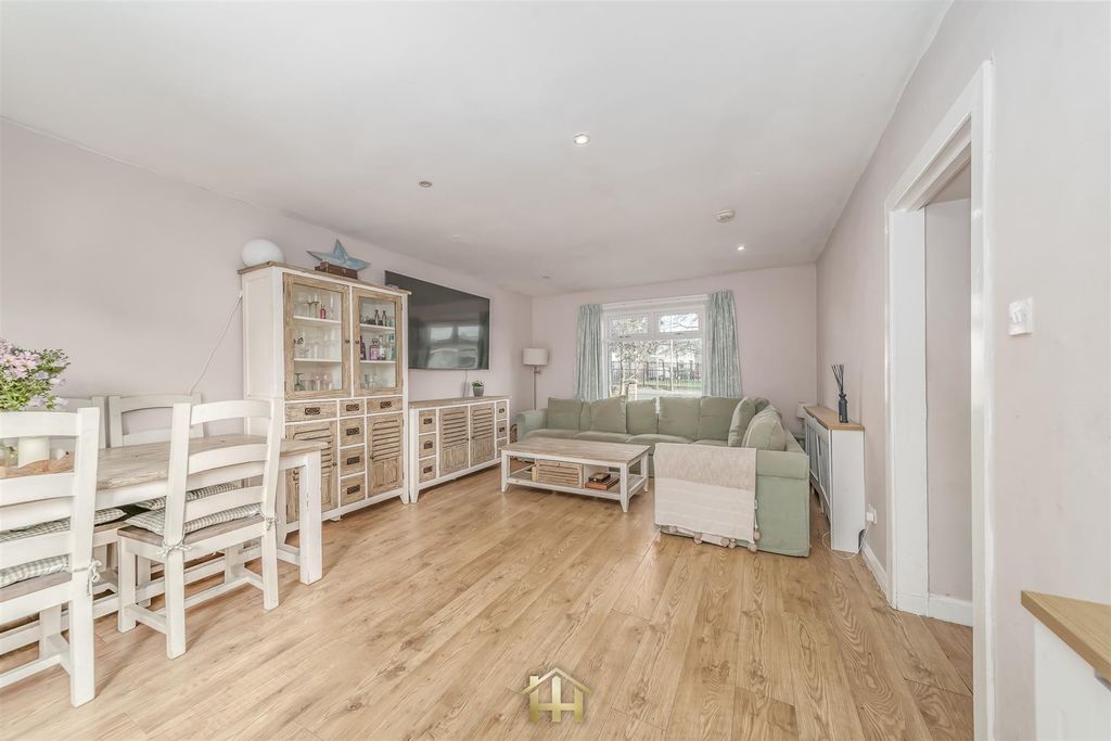 Property photo 2 of 25 2 Buttars Loan Dd2 4Lu 250326 Edit (14 Of 38).Jpg