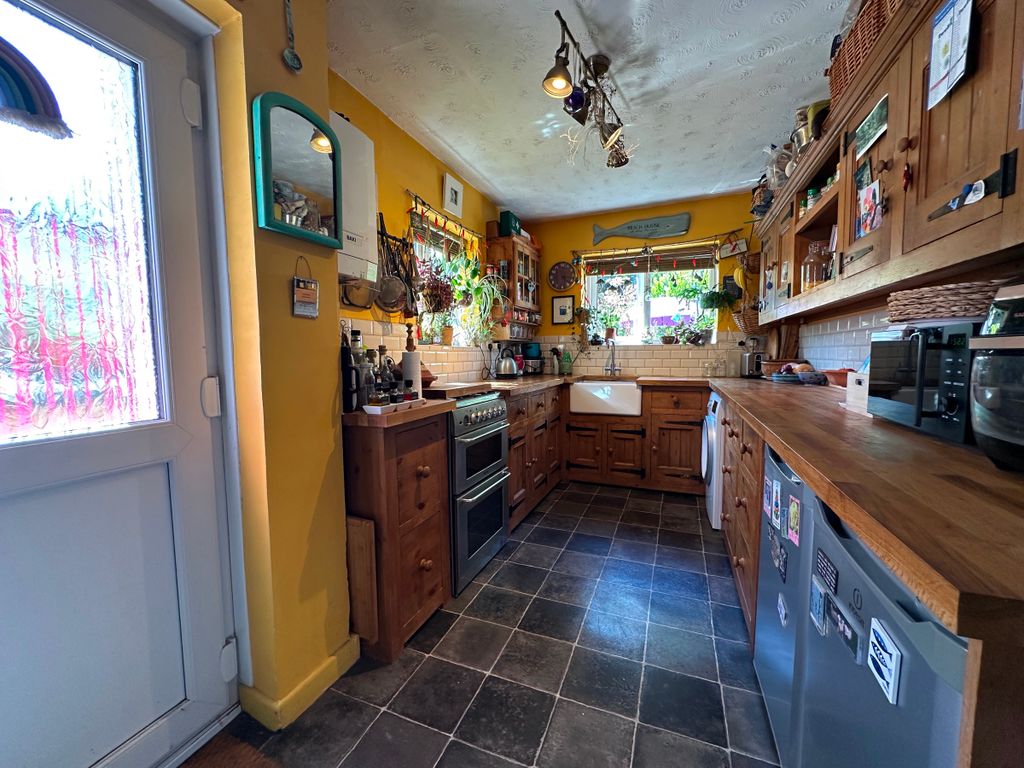 Property photo 3 of 17