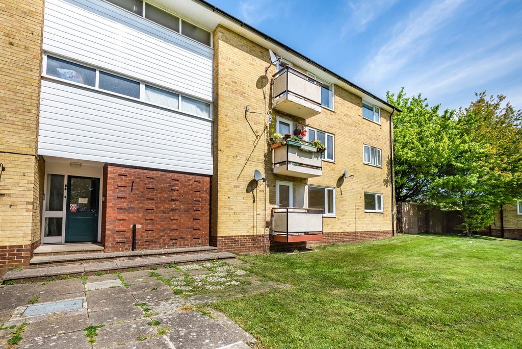 Property photo 2 of 3