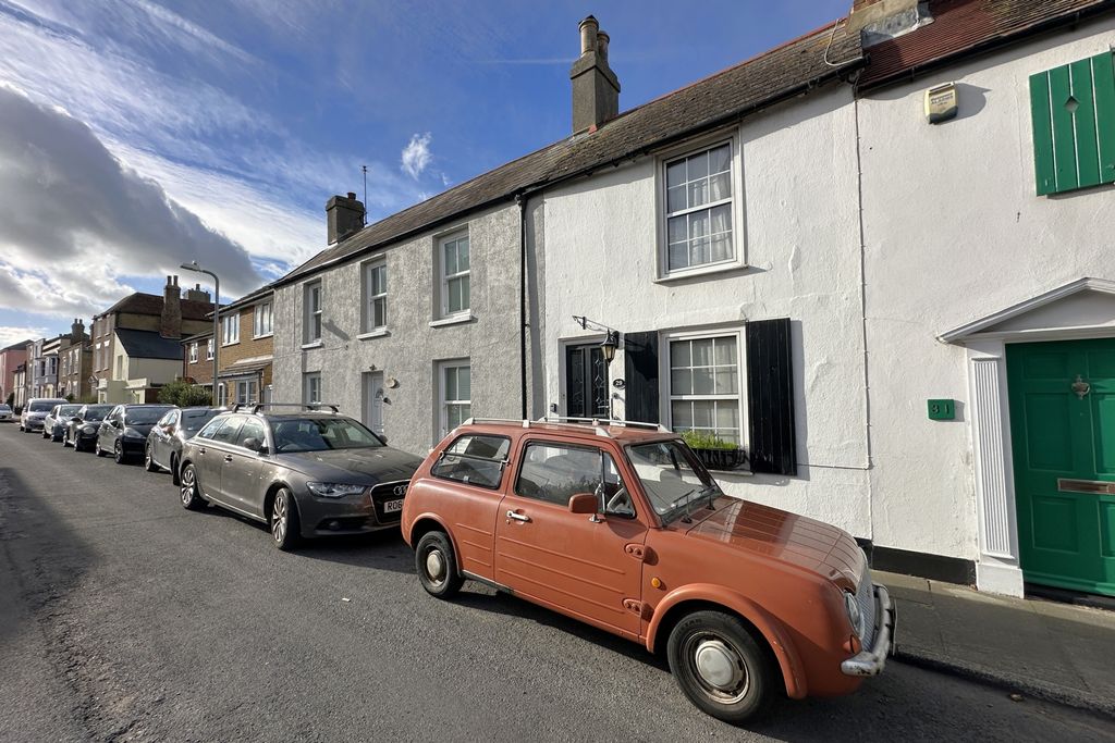 Property photo 1 of 12 Photo 2