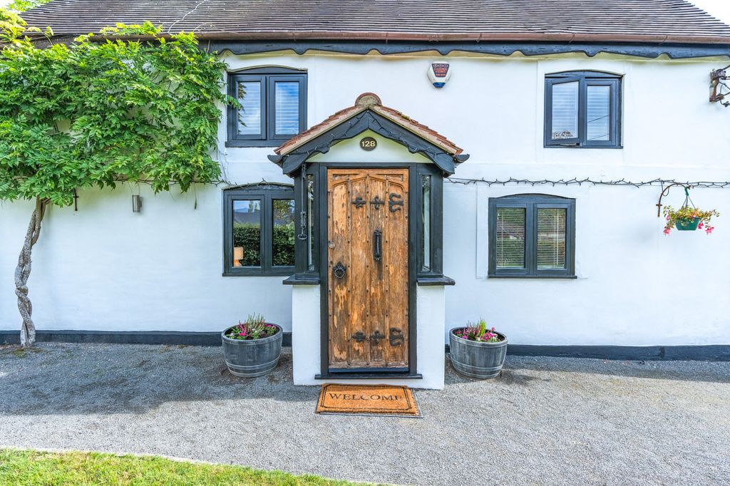 Property photo 3 of 46