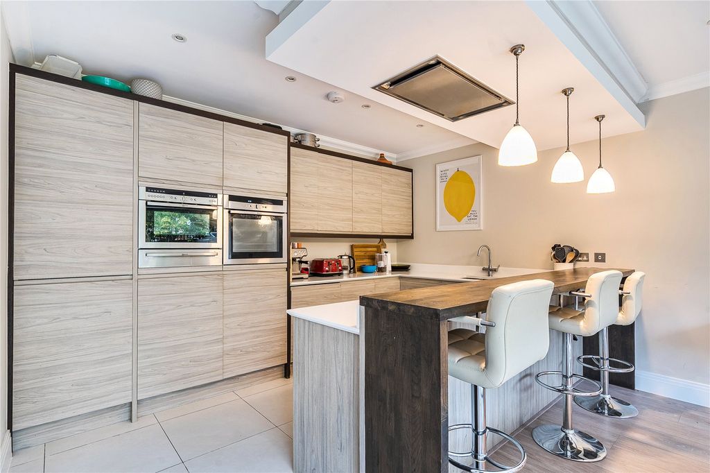 Property photo 3 of 17 Picture No. 10