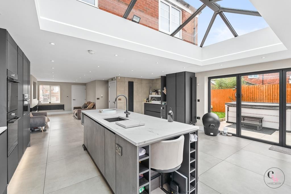 Property photo 3 of 34 Dsc05228 Copy.Jpg