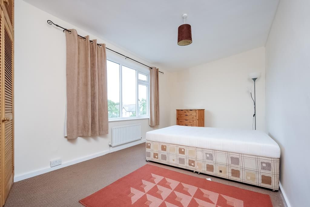 Property photo 3 of 11 Garden View