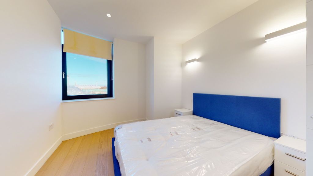 Property photo 3 of 15 Bedroom