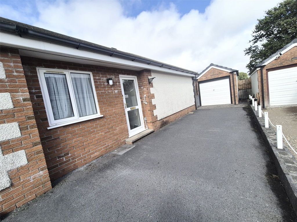 Property photo 2 of 19 Picture No. 45
