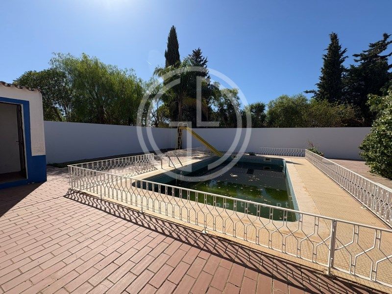 Property photo 1 of 35