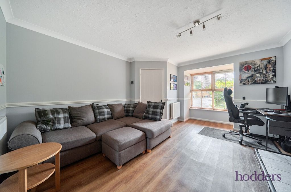 Property photo 3 of 19 Picture No. 22