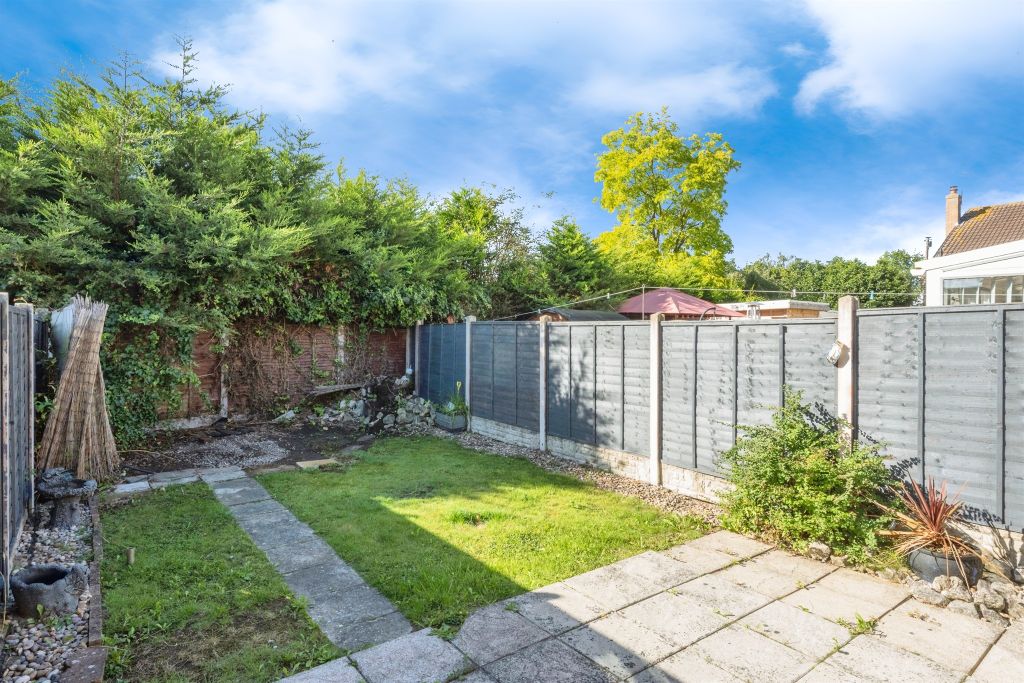 Property photo 2 of 11