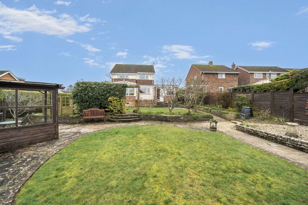 Property photo 1 of 19 1415233-3-698F151Aa3Eeb