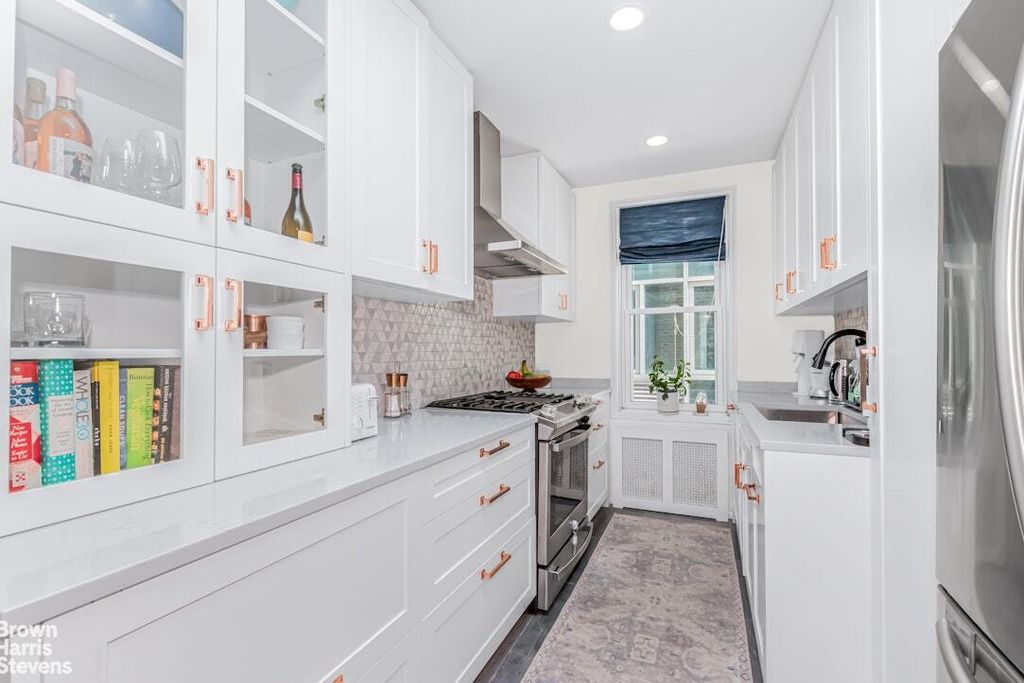 Property photo 3 of 12 <Alttext/>