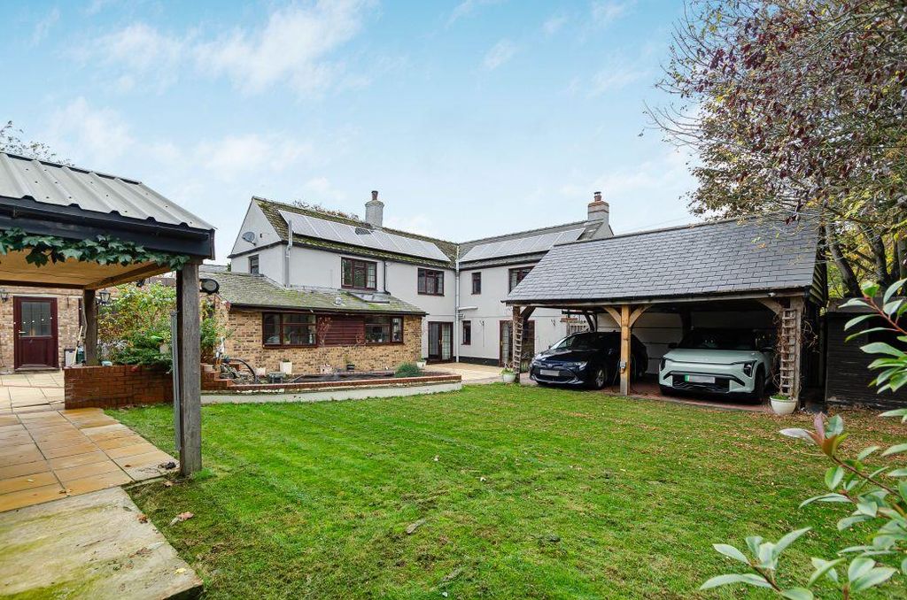 Property photo 2 of 32 8_67131.Jpg