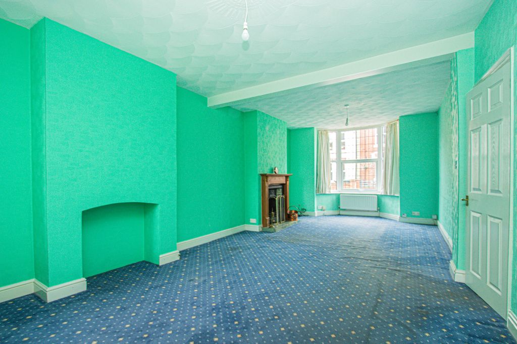 Property photo 2 of 10 Lounge/Dining Room