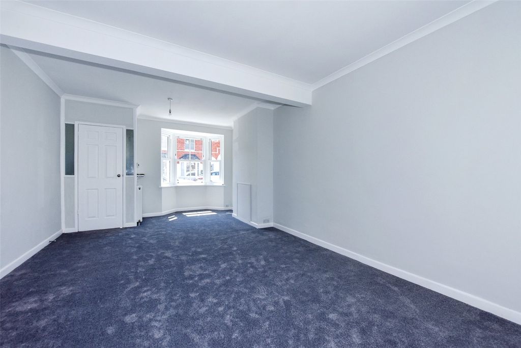 Property photo 3 of 9 Sitting Room