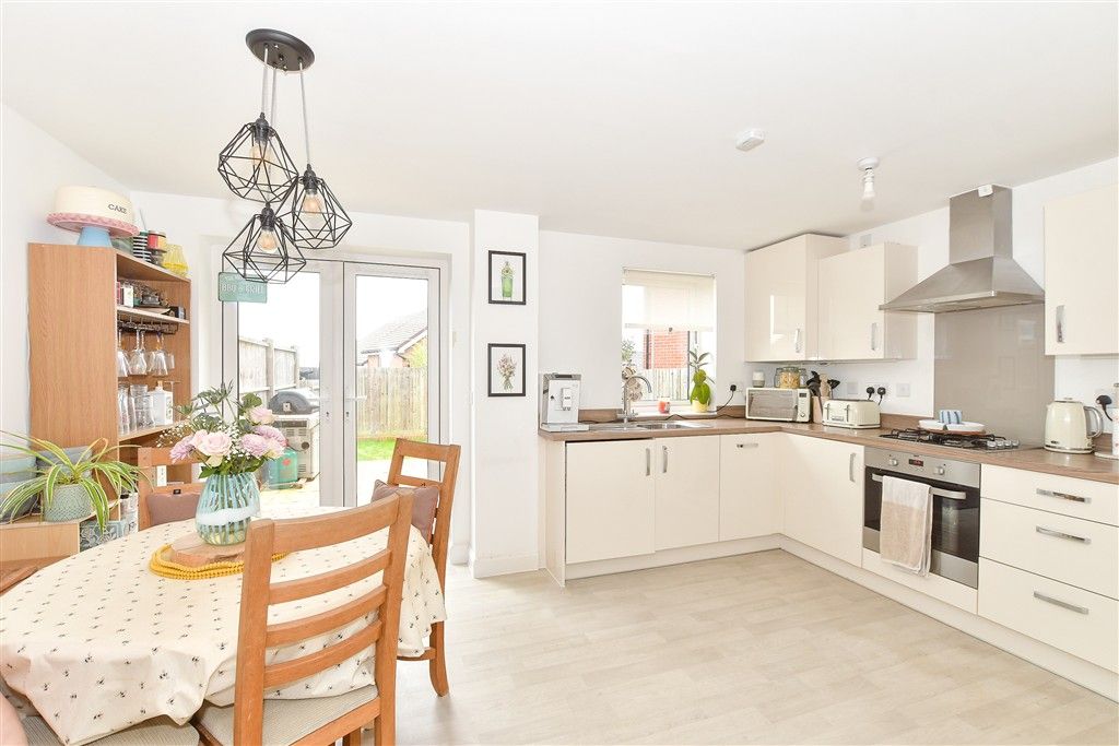 Property photo 3 of 14 Kitchen/Dining Room