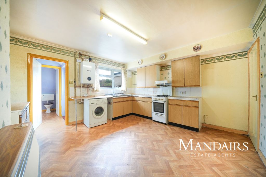 Property photo 3 of 22