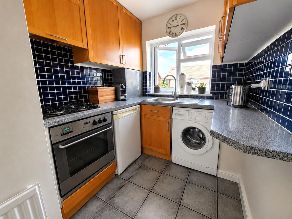 Property photo 3 of 11