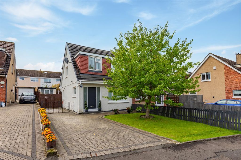 Property photo 1 of 24 14 Mossigiel Terrace, Blantyre G72 9nd-1.Jpg