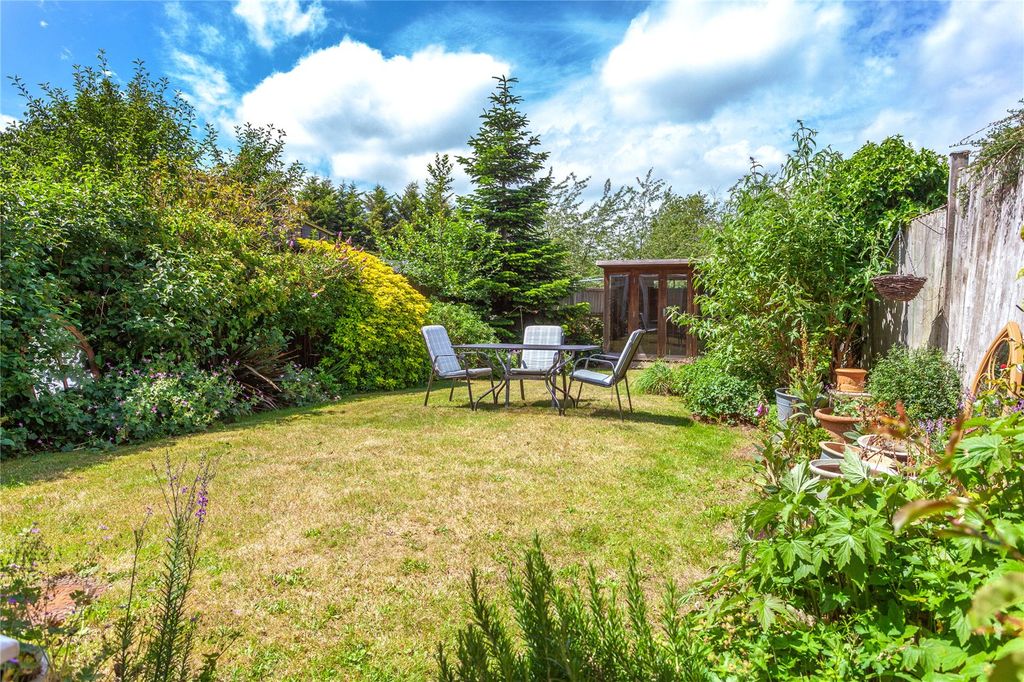 Property photo 2 of 15 Picture No. 10