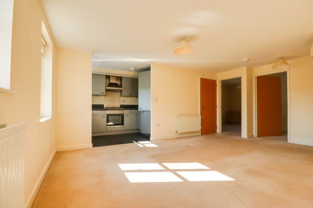 Property photo 3 of 8 Picture No. 23