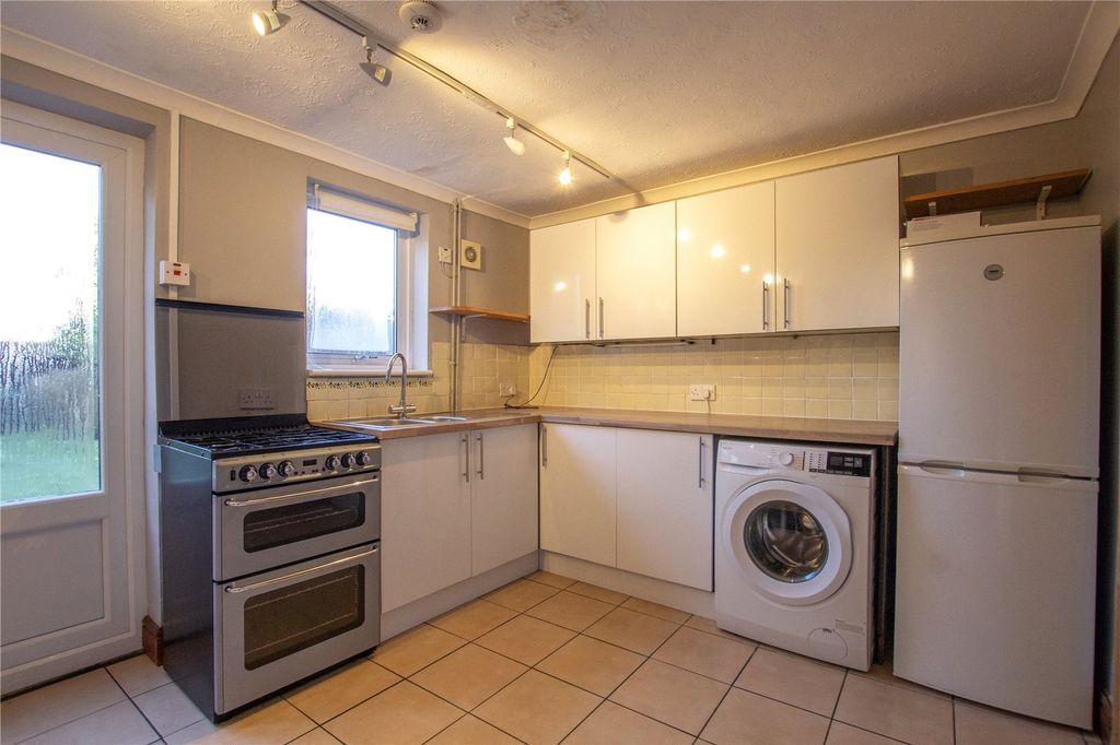 Property photo 2 of 11 Picture No. 19