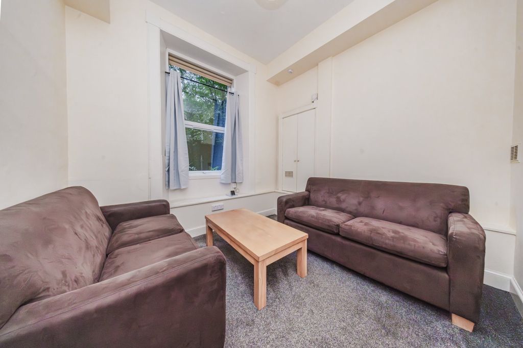 Property photo 2 of 10 Photo 2