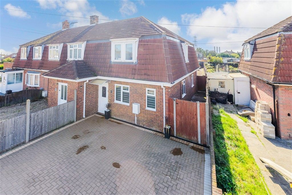 Property photo 1 of 12 External (Web)