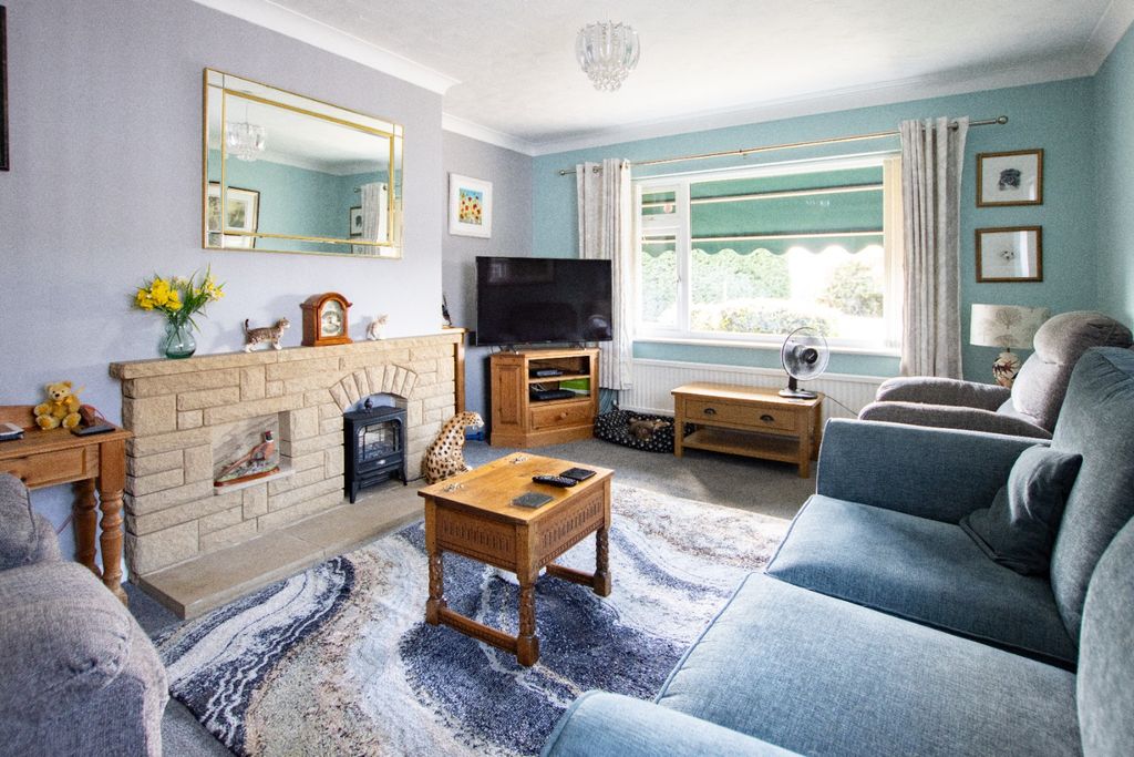 Property photo 2 of 22 5297133