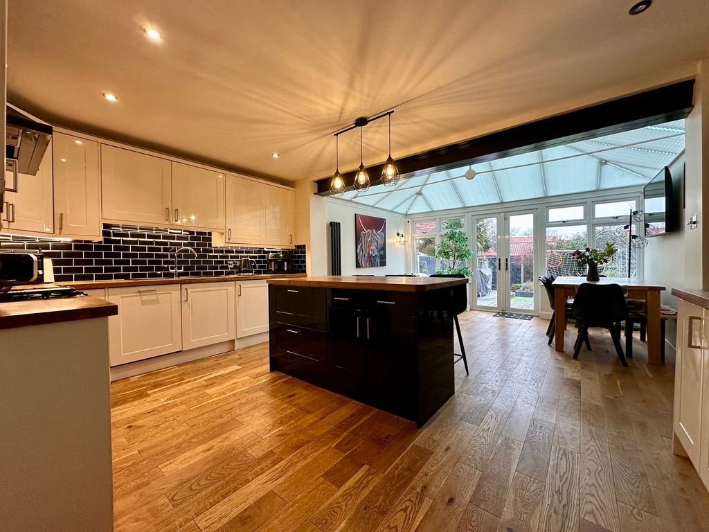 Property photo 2 of 23 Kitchen/Family Room