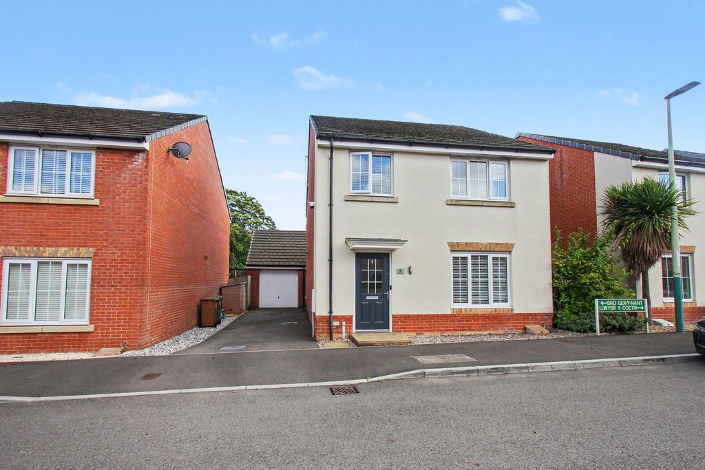 Property photo 1 of 29