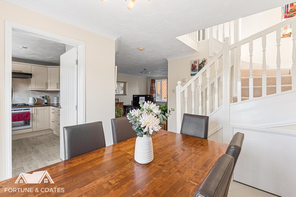 Additional image 5 of 3 bed detached house for saleElwood, Harlow CM17