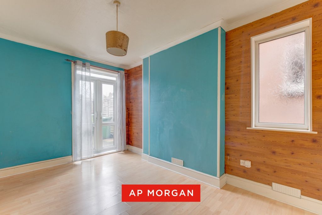 Property photo 3 of 13 Picture No. 14