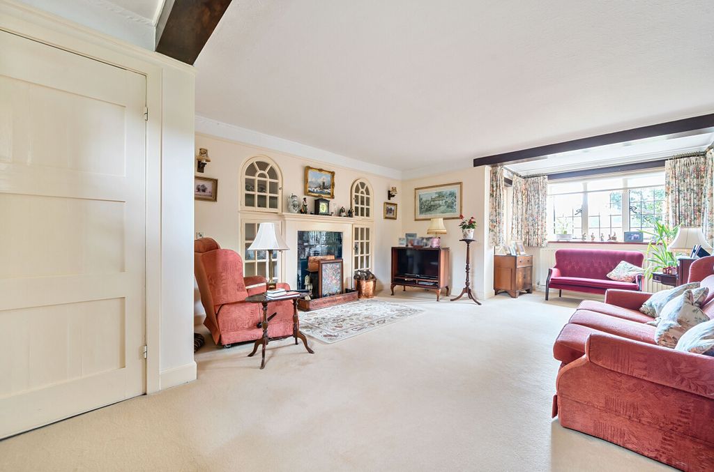 Property photo 2 of 22 1328704-15-68826F...