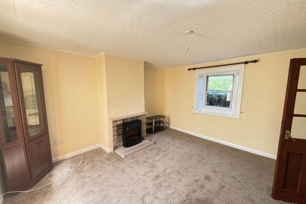 Property photo 3 of 10 Image 3