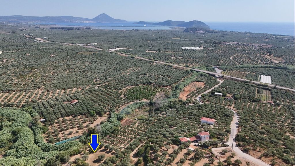 Property photo 2 of 12