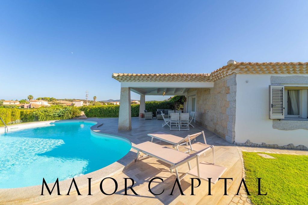 Property photo 2 of 48