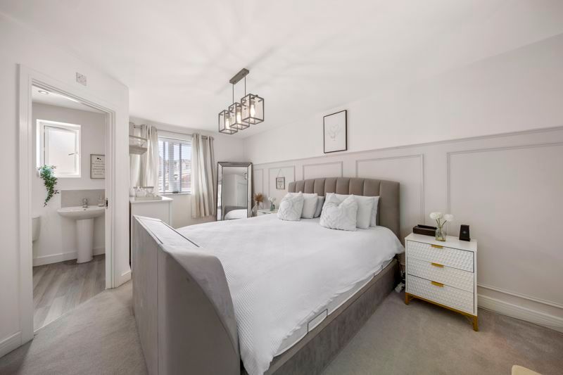 Property photo 2 of 33 Bed1