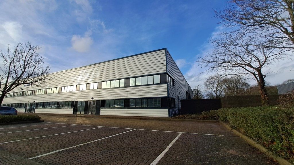 Property photo 1 of 9 Photo 8