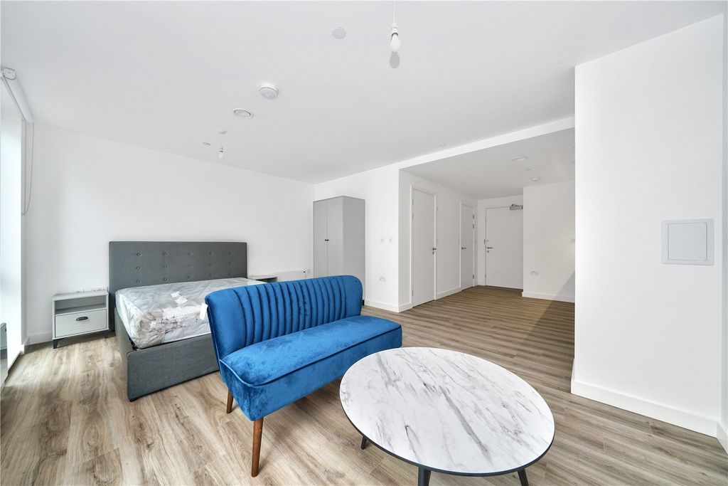 Property photo 2 of 7 Picture No. 06