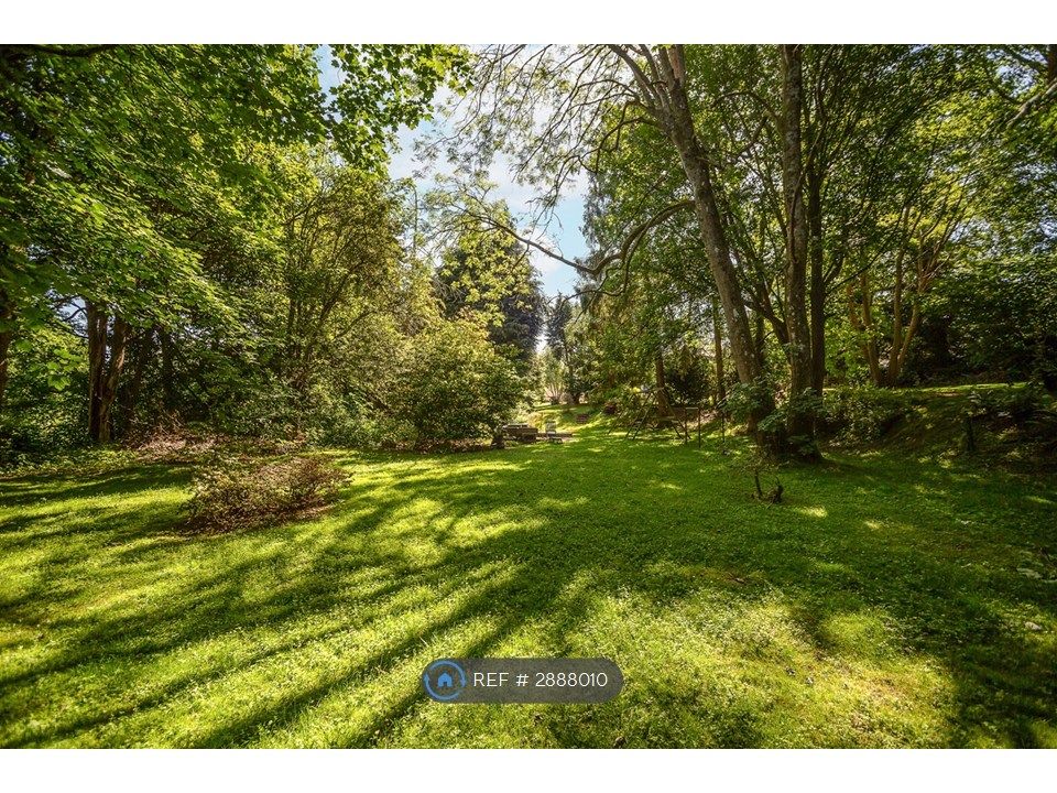 Property photo 3 of 3