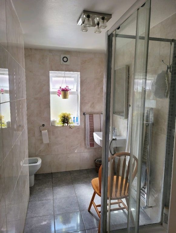 Property photo 3 of 3