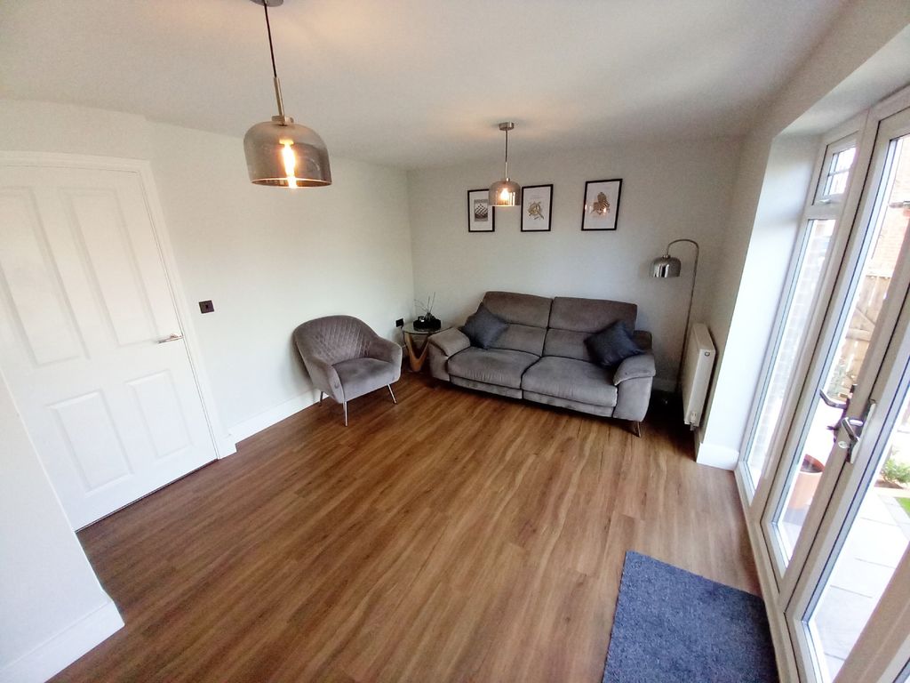 Property photo 3 of 26 Living Room