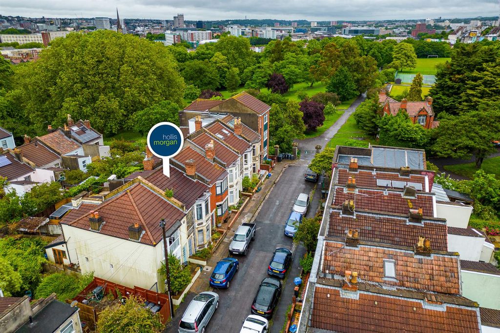 Property photo 1 of 34 12 Somerset Terrace, Victoria Park, Bristol Bs3 4L